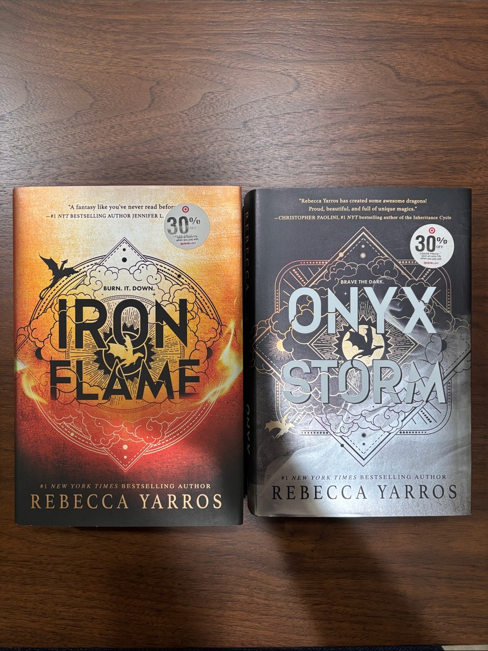 🐉 Iron Flame & Onyx Storm by Rebecca Yarros Hardcovers